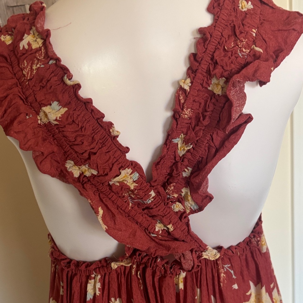 Women's Floral Ruffle Mini Dress - Red - Picture 6 of 6